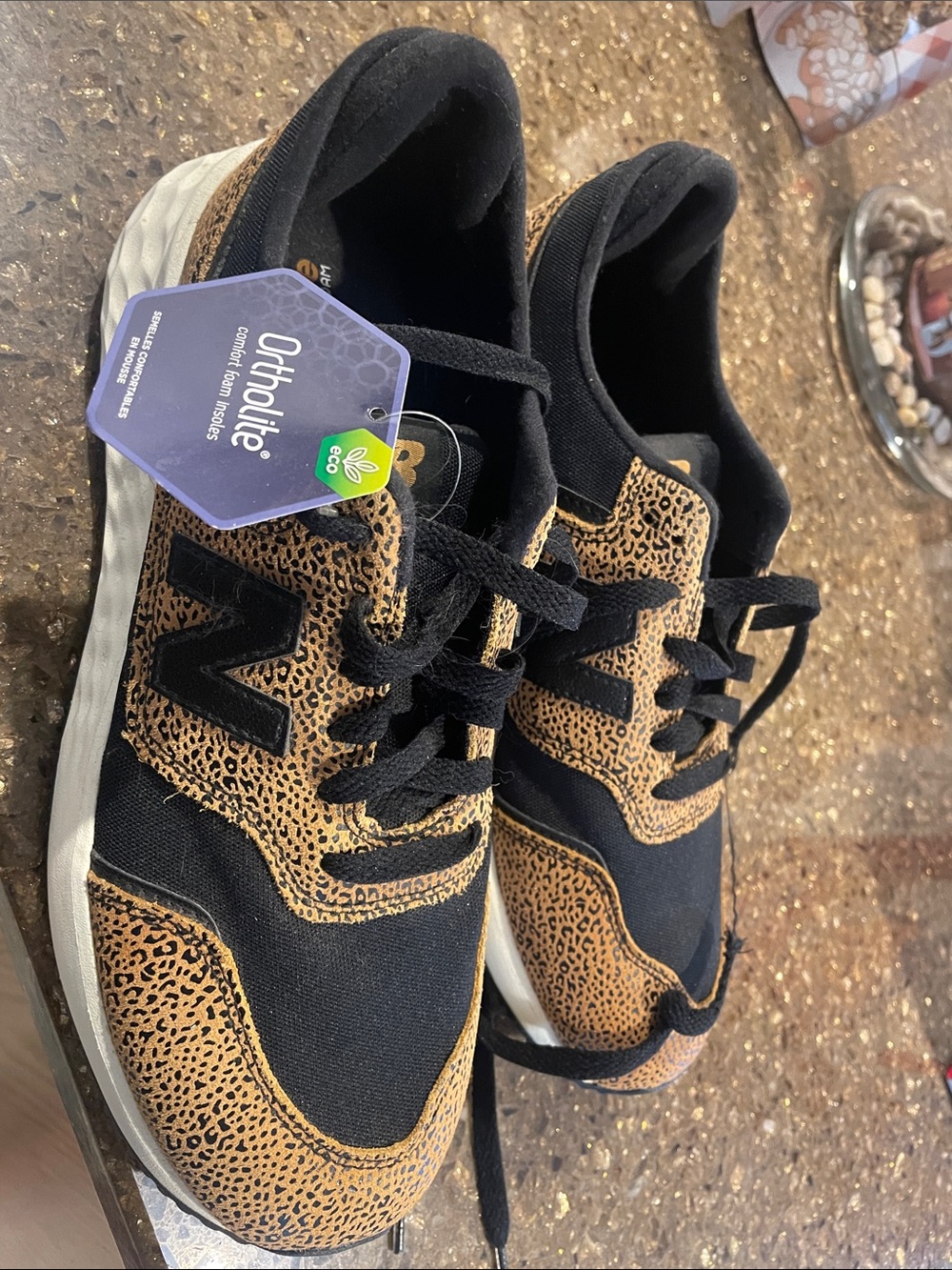 NWT New Balance Women's Fresh Foam X70 Leopard Casual Sneakers Size 9 - Picture 2 of 9